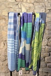 SHALLS BARCELONA T&Atilde;&frac14;cher BW Seide 65 X 100